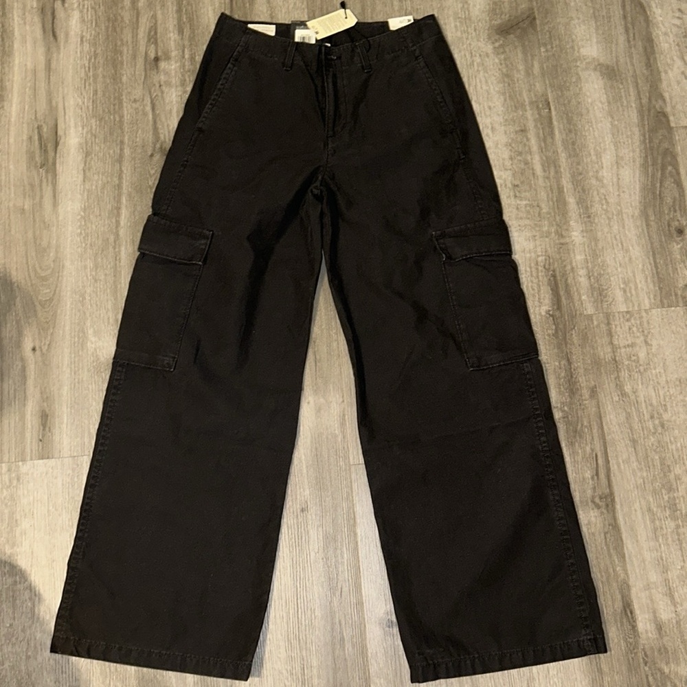 Levi’s Premium Baggy Cargo pants - Picture 8 of 13